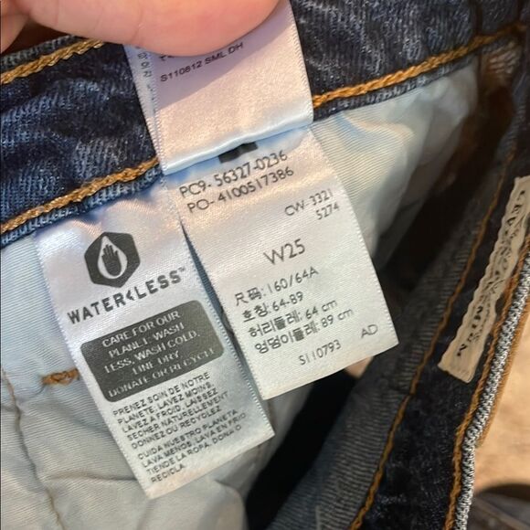 Levi's 501 Blue Distressed Jean Shorts 25 - Picture 6 of 6